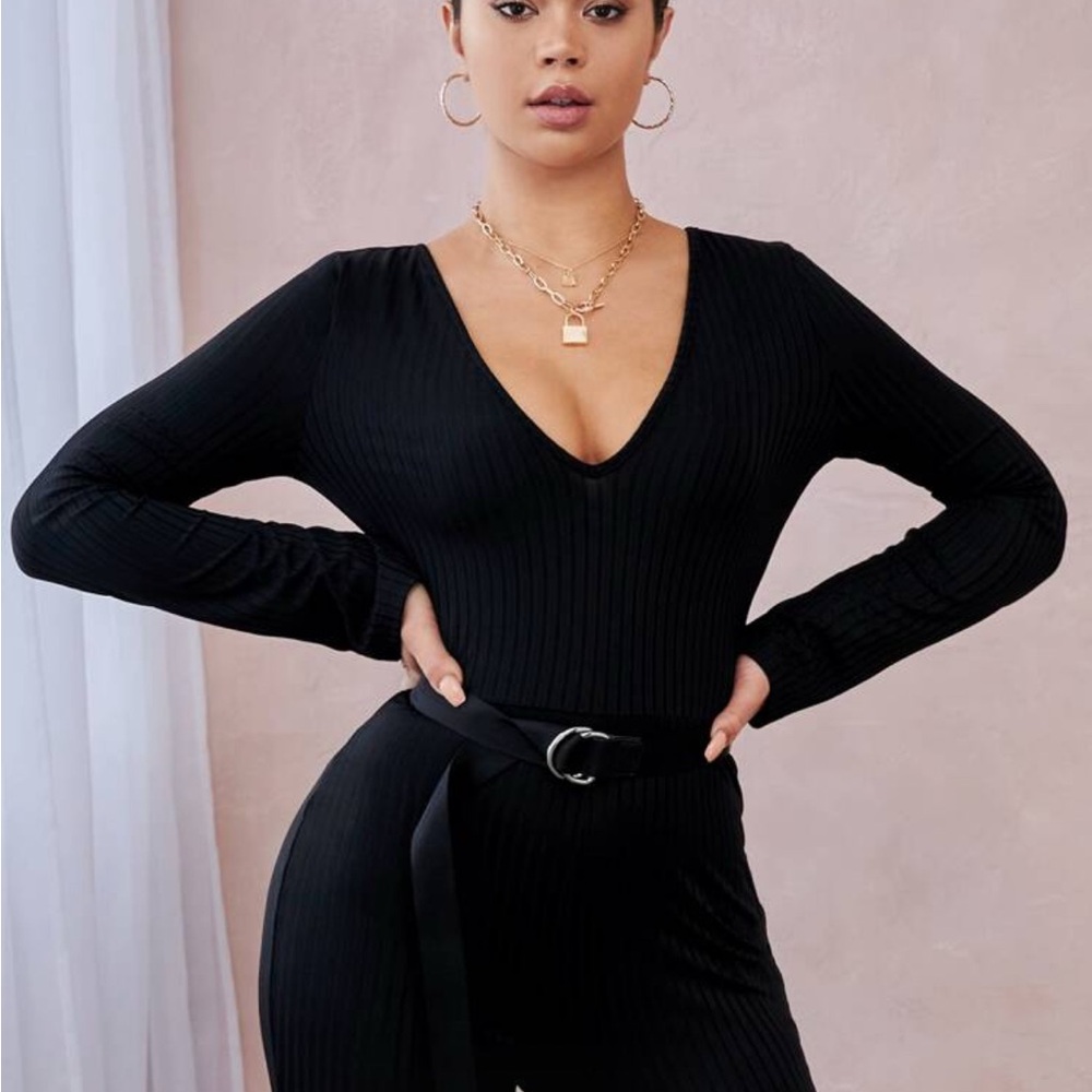 SHEIN Elegant Black Top
